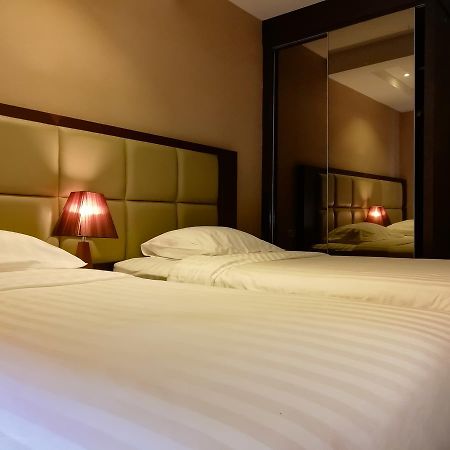 Royal Suite Condotel Medan Luaran gambar