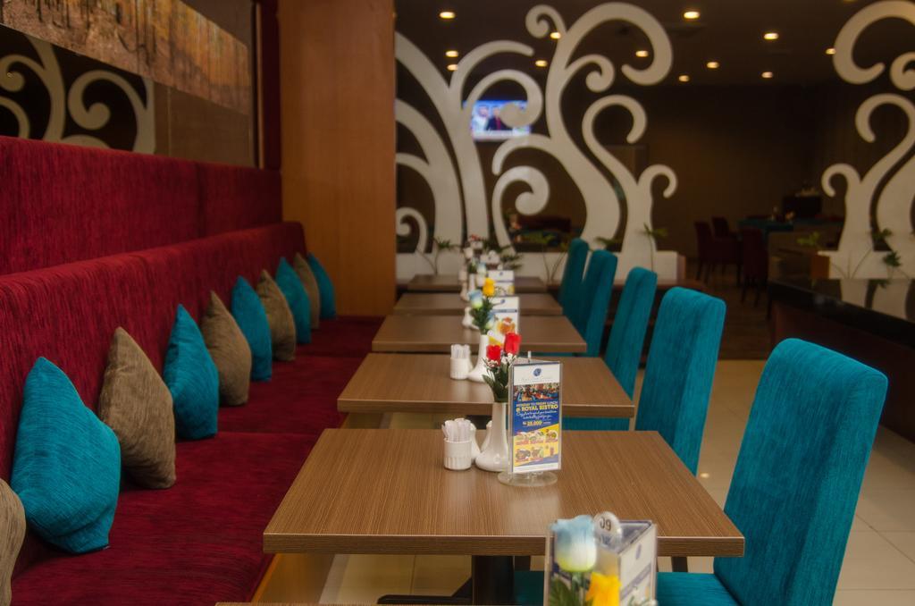 Royal Suite Condotel Medan Luaran gambar
