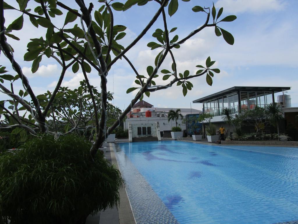 Royal Suite Condotel Medan Luaran gambar