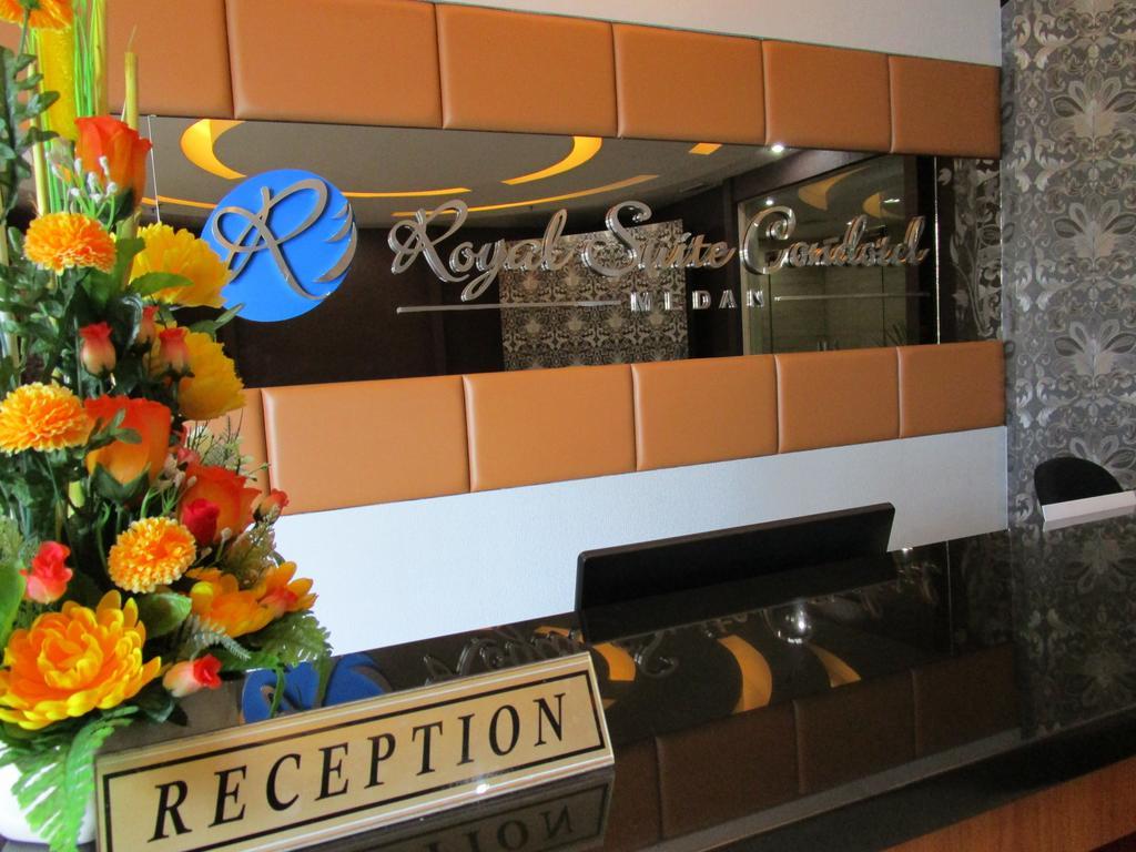 Royal Suite Condotel Medan Luaran gambar
