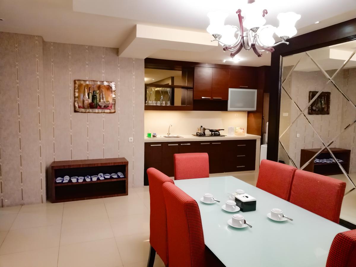 Royal Suite Condotel Medan Luaran gambar
